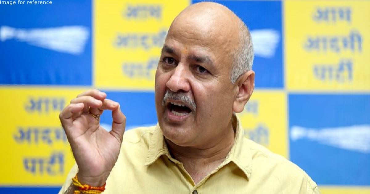 Excise Policy case: CBI issues Look Out Circular against eight accused, doesn't include Manish Sisodia